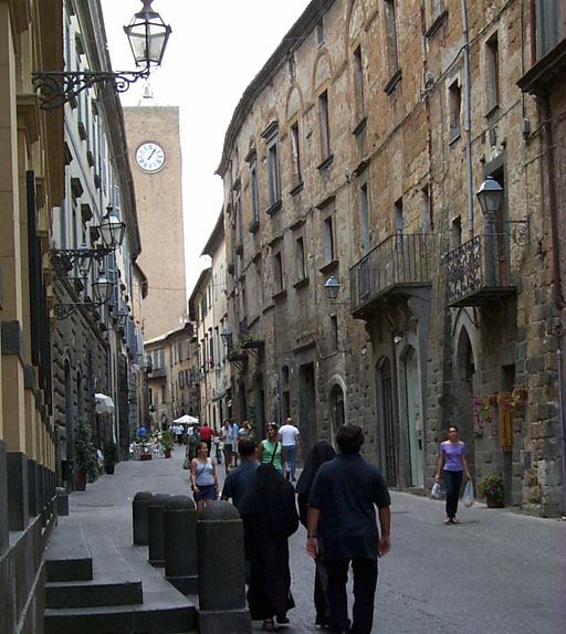 image/959-orvieto-moorish-tower.jpg, 512 x 574, 89.5K